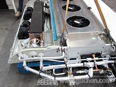 Double return air bus airconditioner units